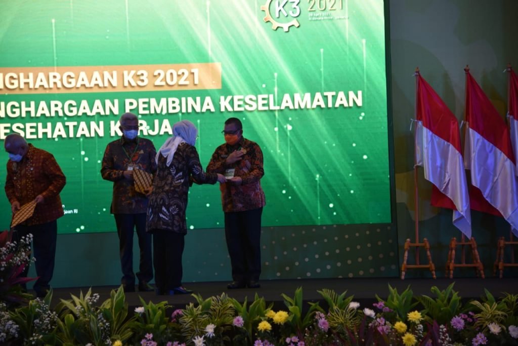 24507503863-img-20210428-wa0092