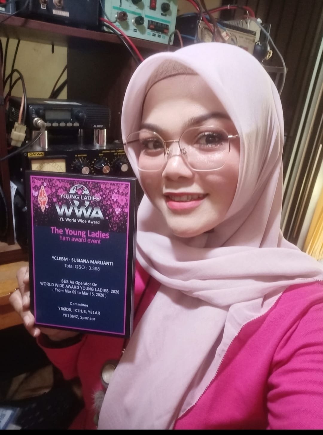 Ikon Srikandi Udara: YC1EBM Ajak Generasi Z Bogor Jajajaki Dunia Amatir Radio